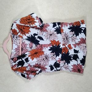 10569 FINAL PRICE Liz Claiborne rust, navy & pink print S/S button blouse M